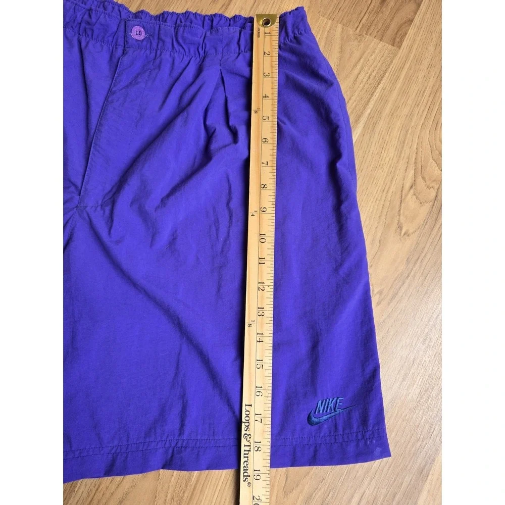 Vintage Nike Pleated‎ Shorts Purple Size Medium Nylon 90s Elastic Athletic